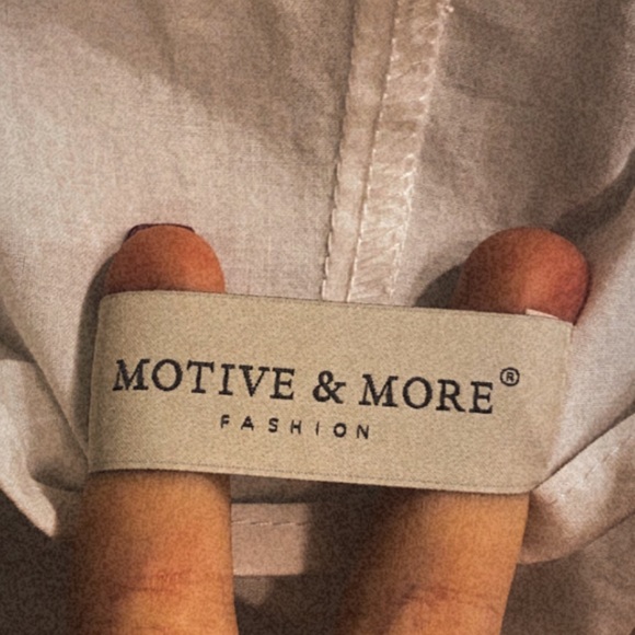 white 'motive & more' dress in black polka dots - Picture 5 of 5